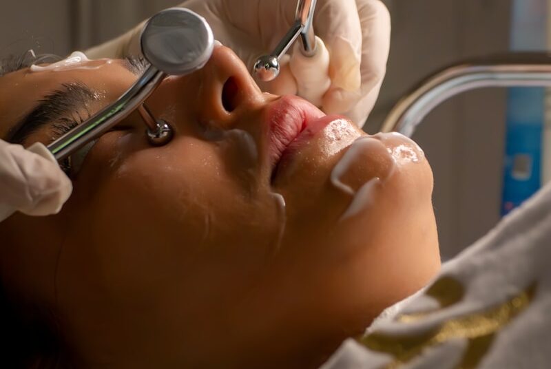 Read more about the article Best Facial Rejuvenation: The Remarkably Youth-Restoring Treatment Everyone Appreciates